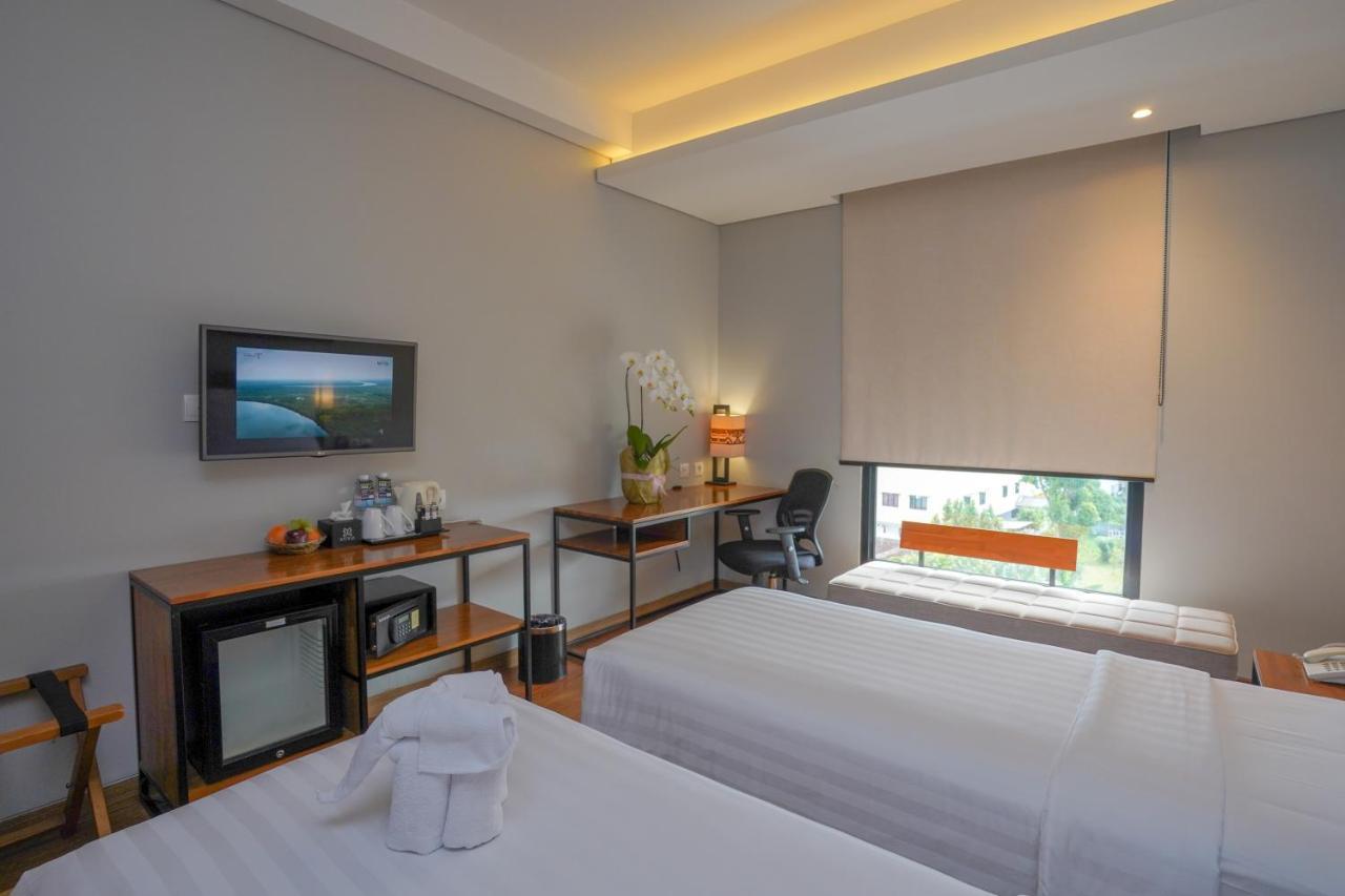 Batiqa Hotel Lampung Бандар-Лампунг Экстерьер фото
